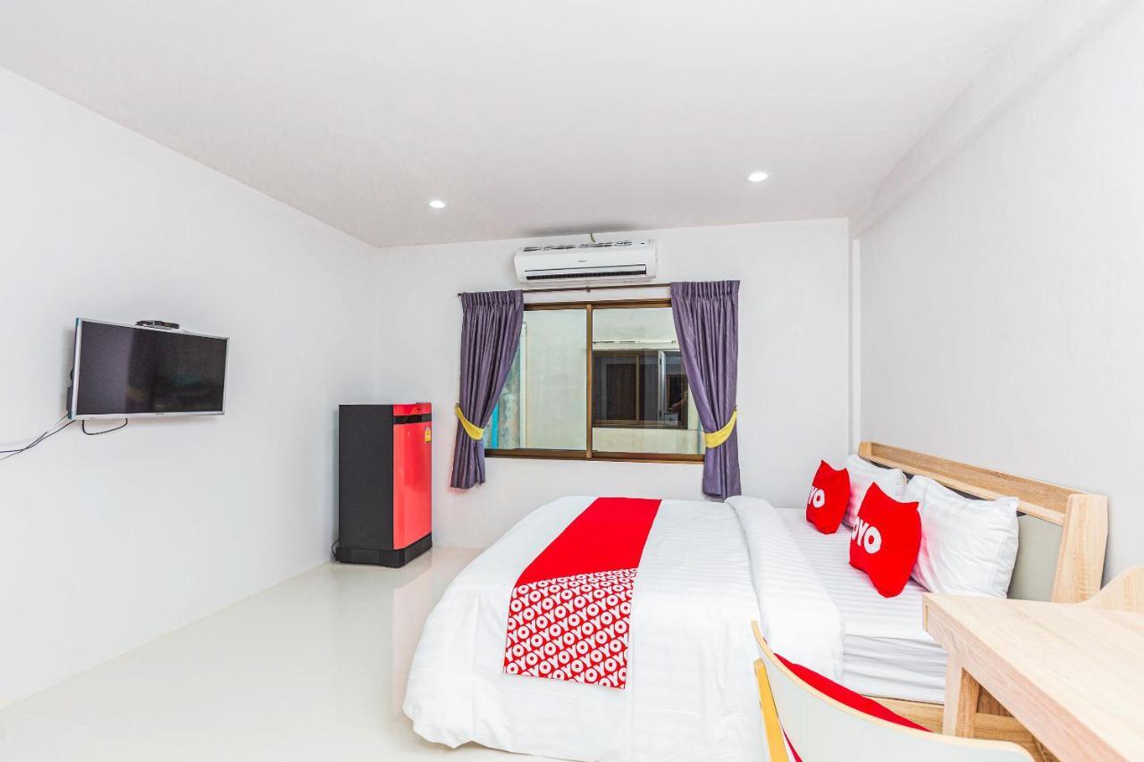 Oyo 435 Frame Residence Phuket Exterior foto